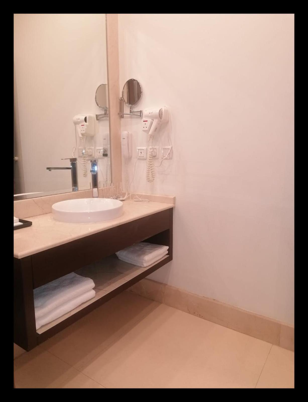 Diamond Hotel Rijád Kültér fotó